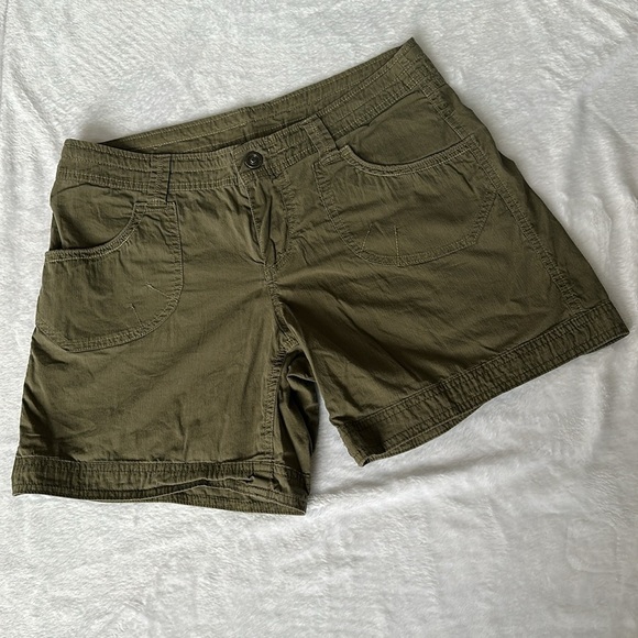 KUHL Women Kontra 6" Inseam Pockets Stretch UPF 50 Outdoor Hiking Shorts 8 Green - Picture 1 of 10